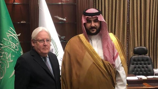 نائب وزير الدفاع يبحث مع المبعوث الأممي الخاص إلى اليمن سبل دعم العملية السياسية