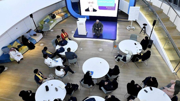 ملتقى «إثراء» يبحث مستقبل الكتابة والترجمة