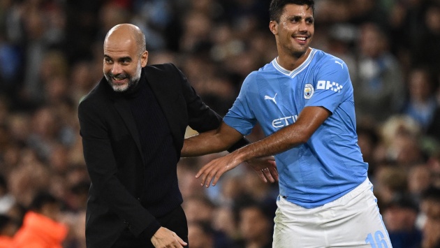 جوارديولا: رودريجو أفضل لاعب وسط في العالم 