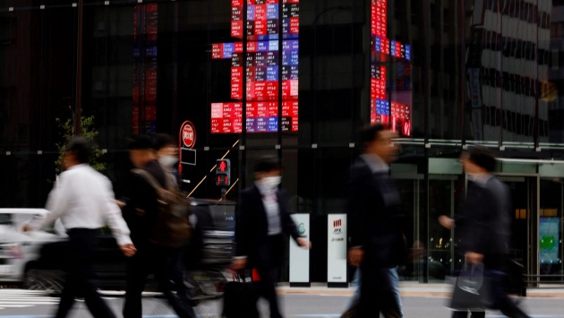 اقتصاد اليابان ينكمش 2 % في الربع الأول ويعقد خطط المركزي بشأن الفائدة 