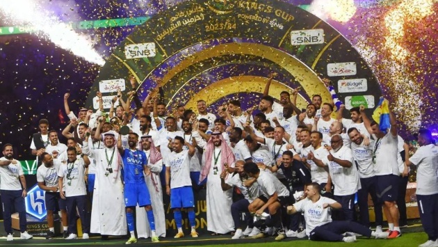 الهلال يستحوذ على أكثر من 10 % من جوائز المسابقات السعودية والنصر ثانيا