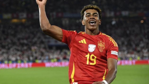 «وريث مبابي» بـ 250 مليون يورو .. سان جيرمان قد يحطم الصفقات الكبرى