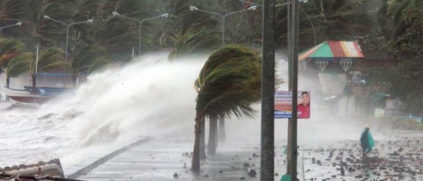 باتريسيا يصبح اعصارا من الفئة الخامسة القصوى ويتابع سيره نحو المكسيك