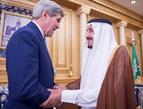 خادم الحرمين الشريفين يستقبل وزير الخارجية الأمريكي