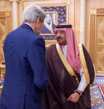 خادم الحرمين الشريفين يستقبل وزير الخارجية الأمريكي