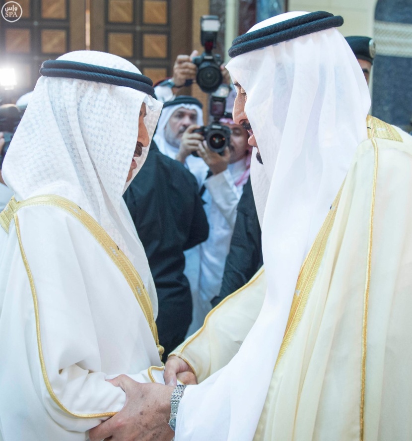 خادم الحرمين الشريفين يستقبل رئيس الوزراء البحريني