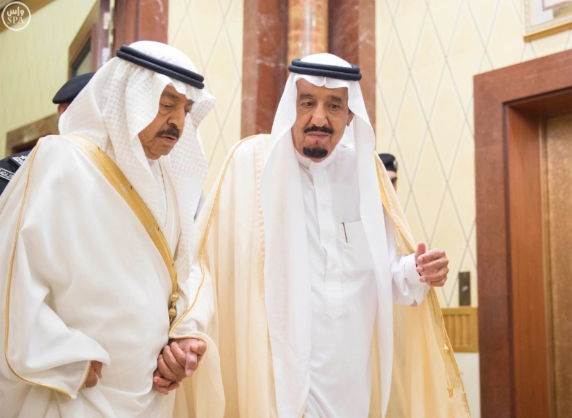 خادم الحرمين الشريفين يستقبل رئيس الوزراء البحريني