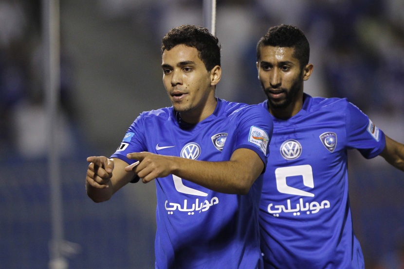 قصة مصورة: الهلال يستعيد صدارة الدوري بالفوز على التعاون