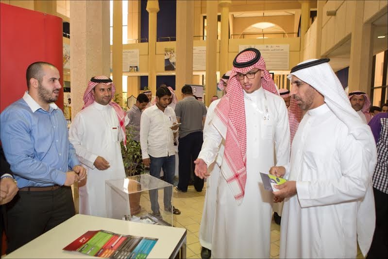 كلية التربية تدشن معرض "أسبوع الصحة"