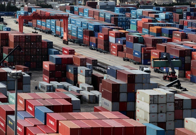 انخفاض الصادرات الكورية الجنوبية أكثر من 15% الشهر الماضي