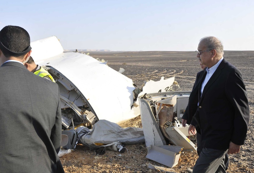 مصر تواصل التحقيق في تحطم الطائرة الروسية .. ويوم حداد في روسيا