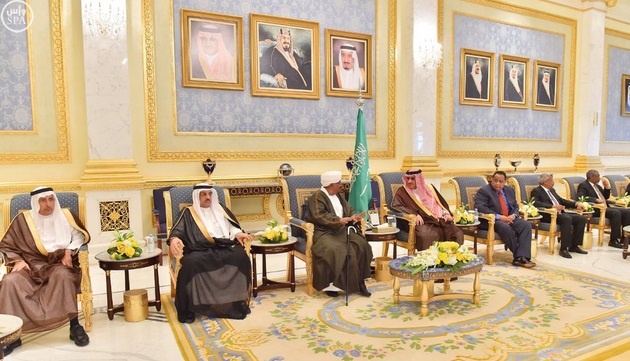 ولي العهد يستقبل الرئيس السوداني