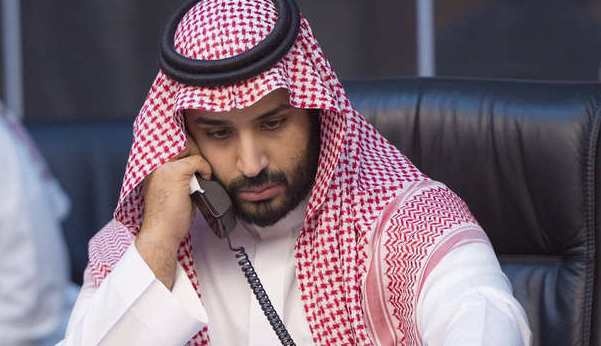 ولي ولي العهد يجري اتصالا هاتفيا بالرئيس الفلسطيني