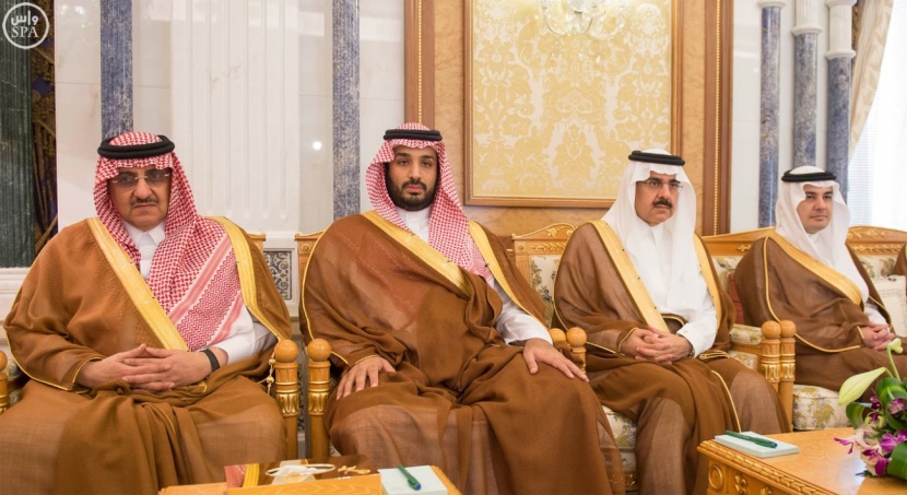 الملك يستقبل رئيس جزر القمر ووزير الخارجية الإماراتي وقائد الجيش الباكستاني