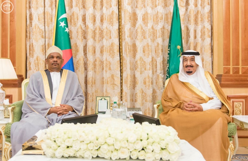 الملك يستقبل رئيس جزر القمر ووزير الخارجية الإماراتي وقائد الجيش الباكستاني