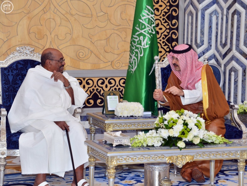 الرئيس السوداني يصل إلى جدة