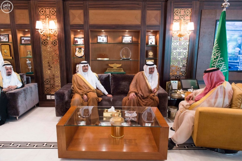 ولي العهد يحث السفراء المعينين على الأمانة والإخلاص .. وفتح الأبواب لأبناء الوطن في الخارج