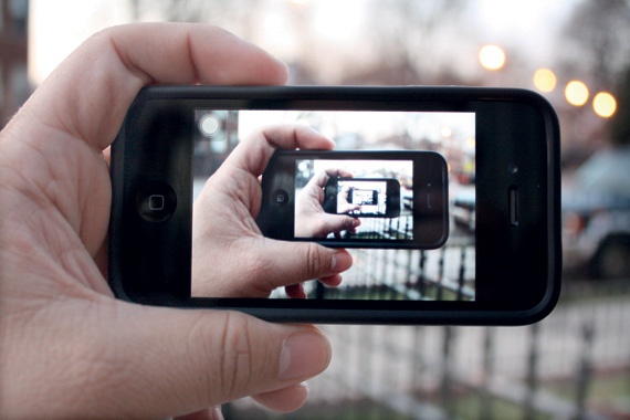 «تويتر» .. صحافة «مواطن» مسبق الدفع .. وحروب للسيطرة على المحتوى