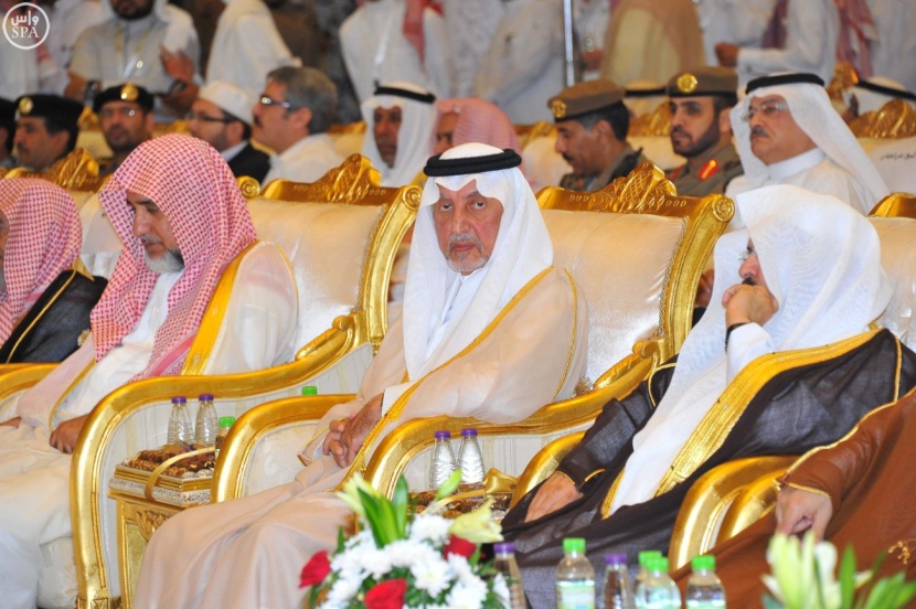نيابة عن الملك .. الأمير خالد الفيصل يكرم الفائزين في المسابقة الدولية