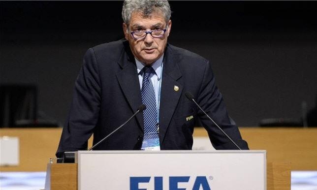 "فيفا" يفرض غرامة على رئيس الاتحاد الإسباني