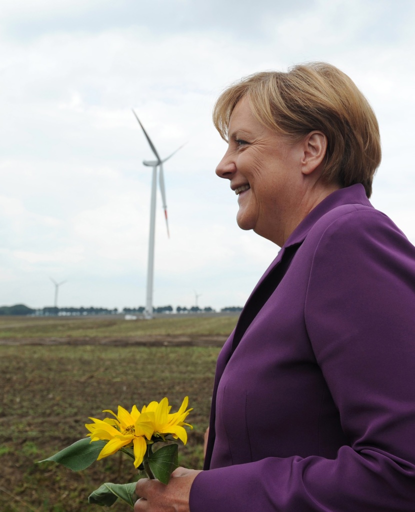 قصة مصورة: "الملكة" ميركل .. 10 سنوات في السلطة