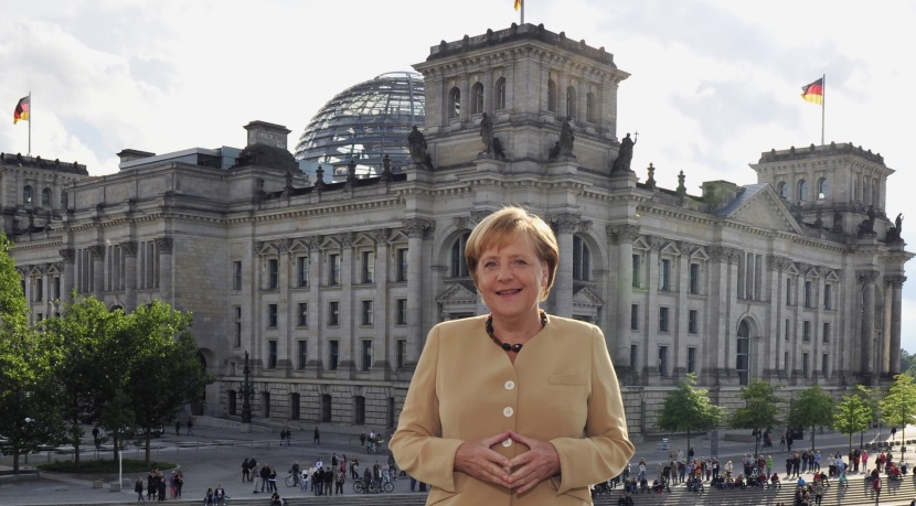 قصة مصورة: "الملكة" ميركل .. 10 سنوات في السلطة