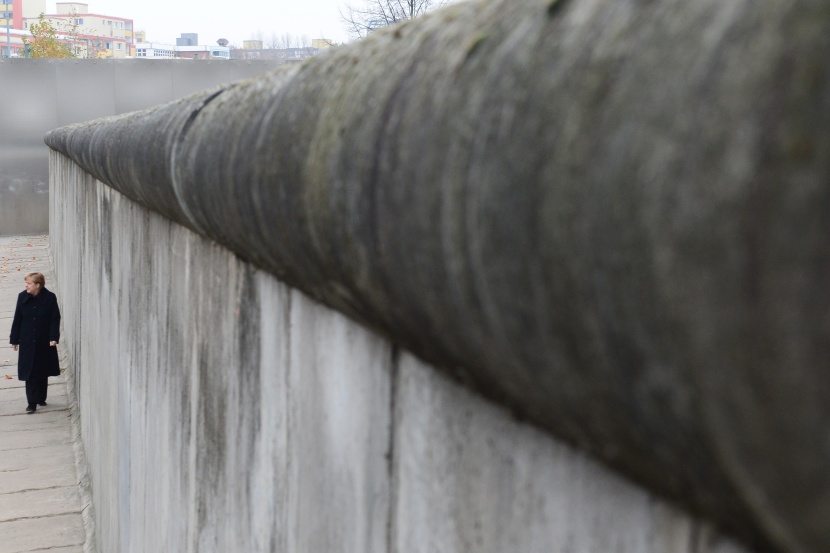 قصة مصورة: "الملكة" ميركل .. 10 سنوات في السلطة