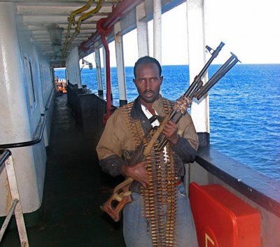قراصنة صوماليون يخطفون سفينة صيد إيرانية وطاقمها المكون من 15 شخصا