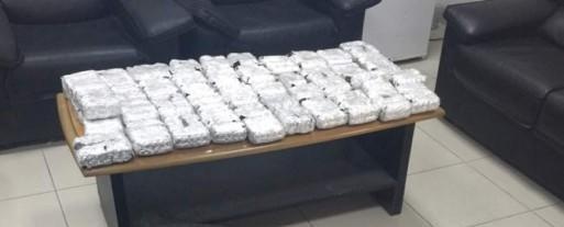 جمرك ميناء ضباء يحبط تهريب أكثر من 70 ألف حبة كبتاجون