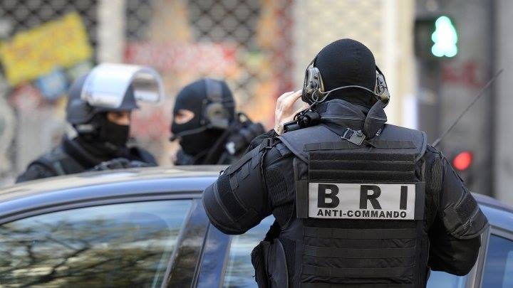 رفع حالة التأهب الأمني في تونس وحصيلة العملية الإرهابية 12 قتيلاً و20 جريحاً