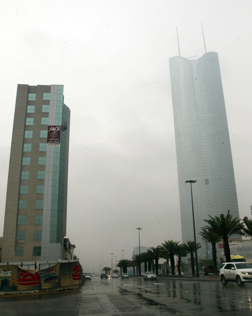 الرياض تحت المطر لليوم الثاني