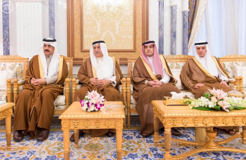 الملك يستقبل الرئيس التنفيذي مؤسس المنتدى الاقتصادي العالمي