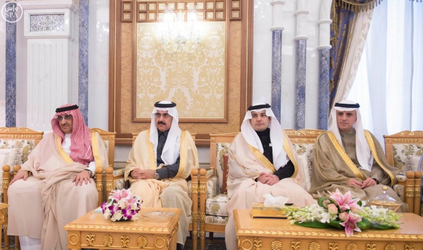 خادم الحرمين الشريفين يستقبل وزير خارجية النمسا