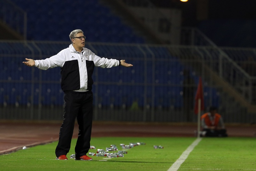 الهلال يطير بالصدارة .. والاتحاد يتعثر