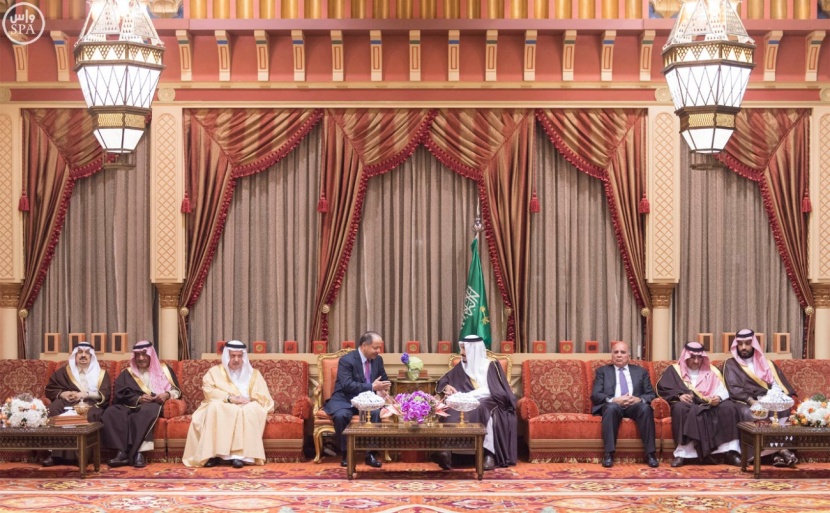الملك يبحث التعاون المشترك مع رئيس إقليم كردستان مسعود بارازني