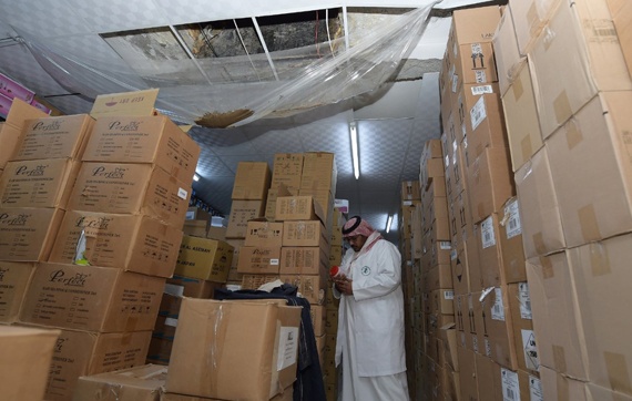 الرياض : ضبط 520 مستحضرا صيدلانيا في محلات تجميل