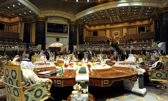 إعلان الرياض يدعو إلى مؤتمر دولي لإعادة إعمار اليمن بعد تحقيق السلام