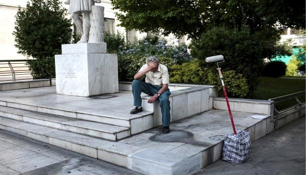 دراسة: نصف اليونانيين مصابون بأمراض نفسية جراء الأزمة الاقتصادية