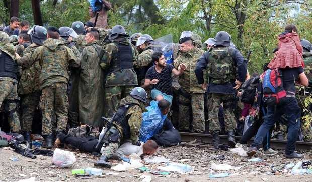 ربيع المهاجرين على وشك النهاية مع تشديد الرقابة على الحدود اليونانية