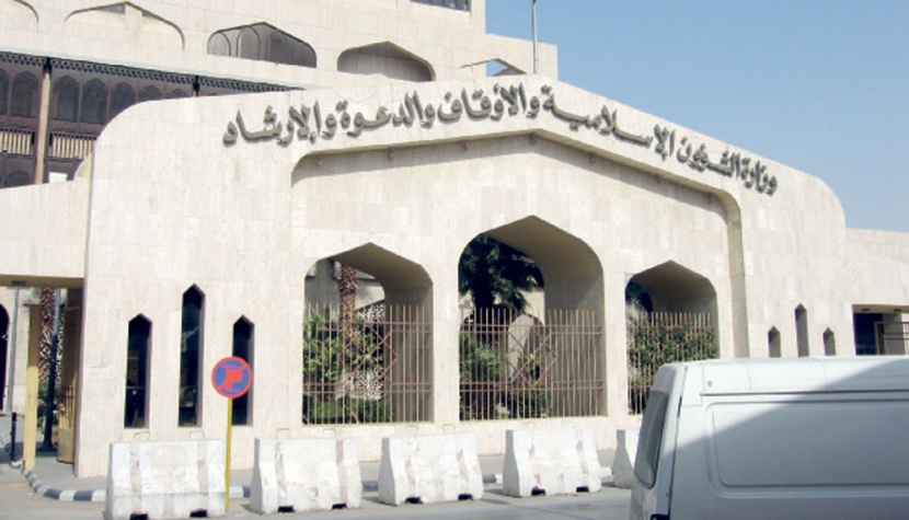 المساجد تحتاج إلى 100 ألف إمام ومؤذن