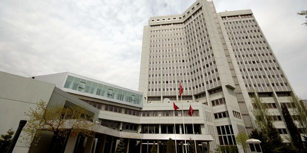 تركيا تقول إنها ستواصل نقل قواتها من محافظة في شمال العراق