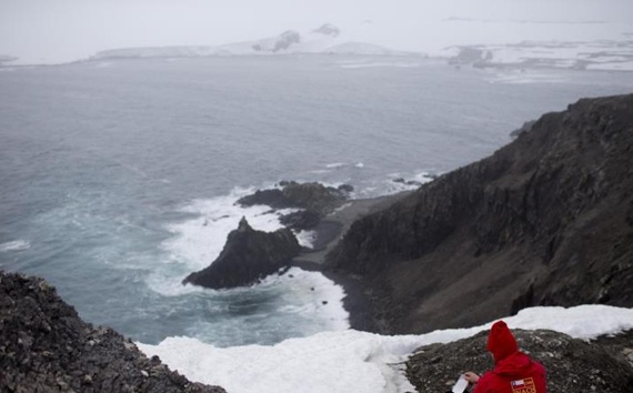 دراسة : تغير المناخ يسهم في زيادة درجات حرارة مياه البحيرات