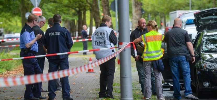 تسرب مياه يكشف عن وفاة عجوز المانية منذ عام ونصف