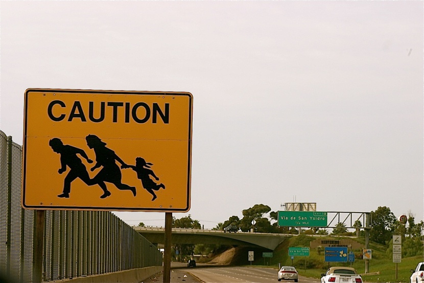 أمريكا تستعد لمداهمات لترحيل المهاجرين غير الشرعيين