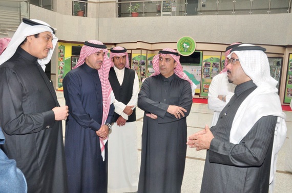 77 % من متعاطي المخدرات طلاب مدارس وجامعات