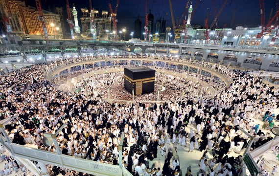 اللجنة الفنية لرفع الطاقة الاستيعابية للمطاف تناقش سبل خدمة المعتمرين