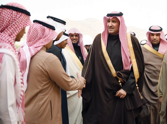 أمير المدينة المنورة: المملكة ستظل حاملة لواء الاعتدال ومحاربة الإرهاب والتطرف