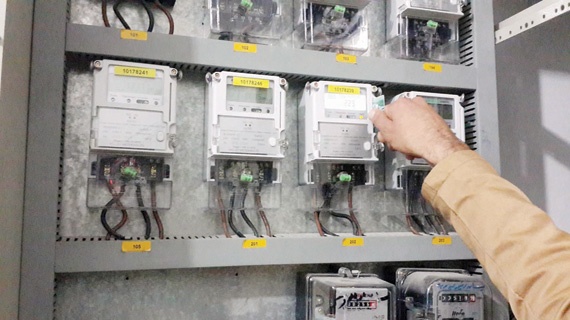 «الكهرباء» تتوعد المتلاعبين في العدادات بعقوبات صارمة