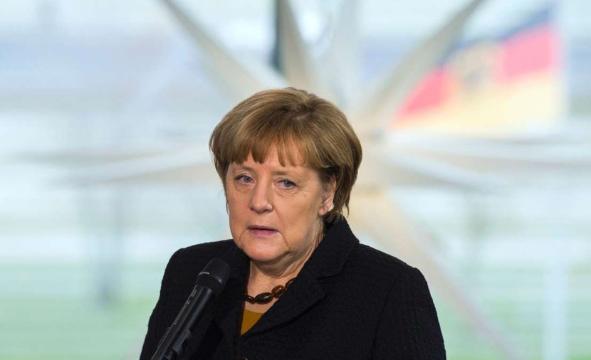 إغلاق مكتب ميركل بسبب طرد مريب