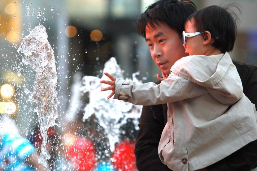 الصين : لا حاجة لطلب موافقة لإنجاب طفلين